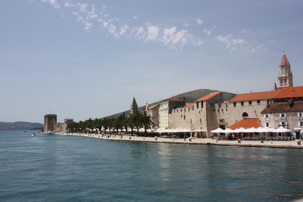 Apartments Gavric Trogir Luaran gambar