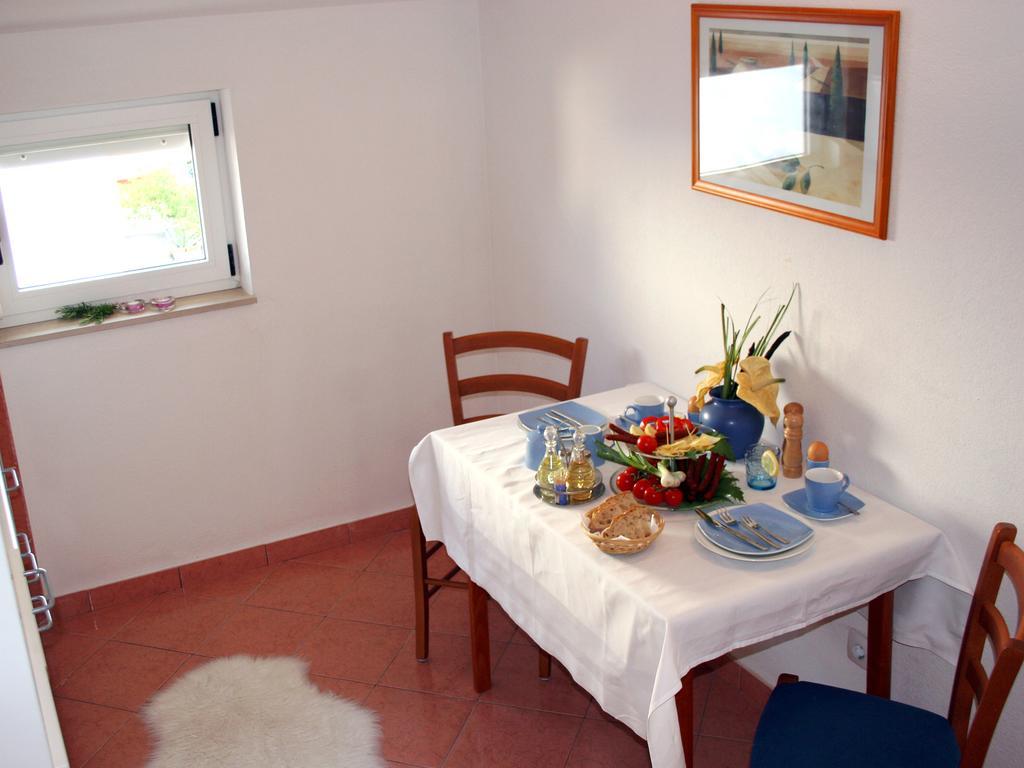 Apartments Gavric Trogir Bilik gambar